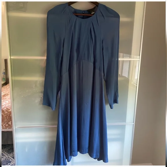 Club Monaco Rokinsa Silk Midi Dress | Blue | - Picture 2 of 5